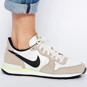 Nike Internationalist sneakers